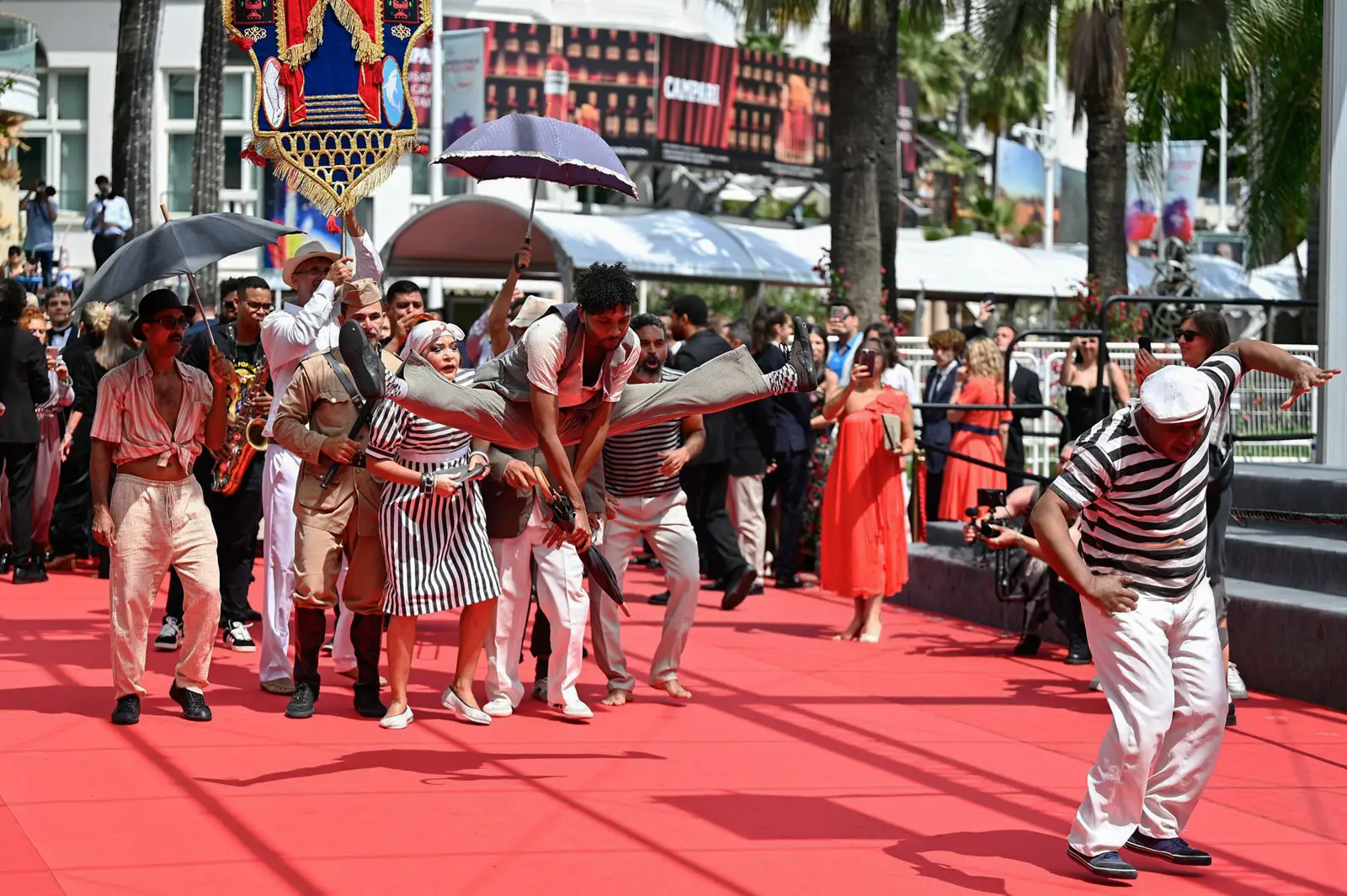 Frevo no tapete vermelho de Cannes